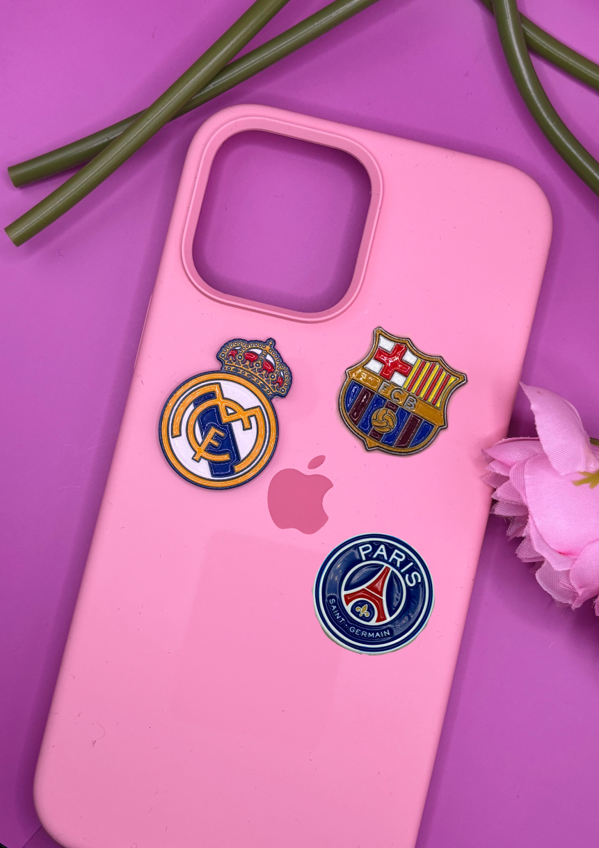 Lot 4 metal stickers au choix !